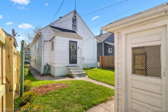 Botsford St, Hamtramck, MI 48212