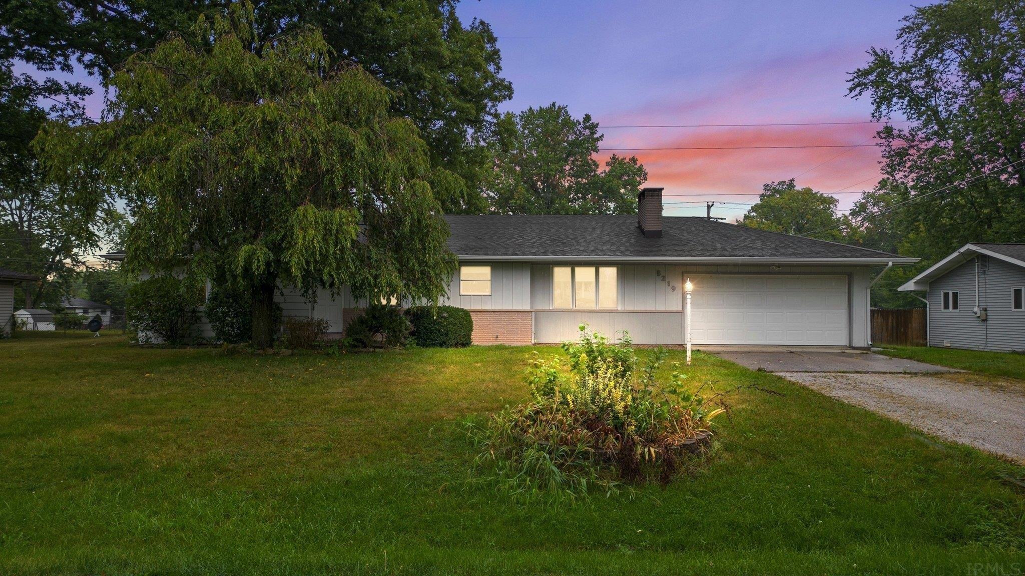 Derome Dr, Fort Wayne, IN 46835