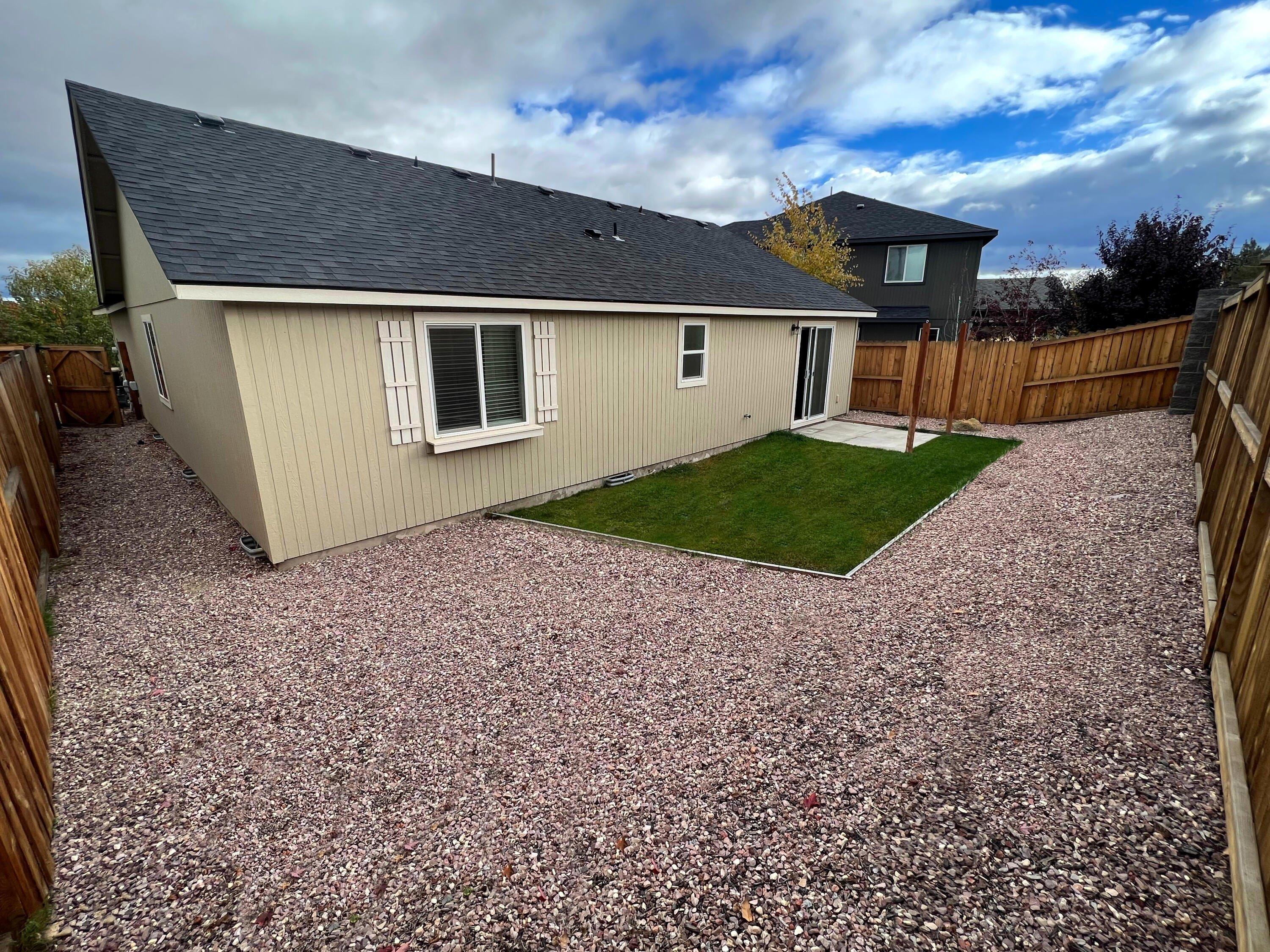 Sw Pumice Stone Ave, Redmond, OR 97756