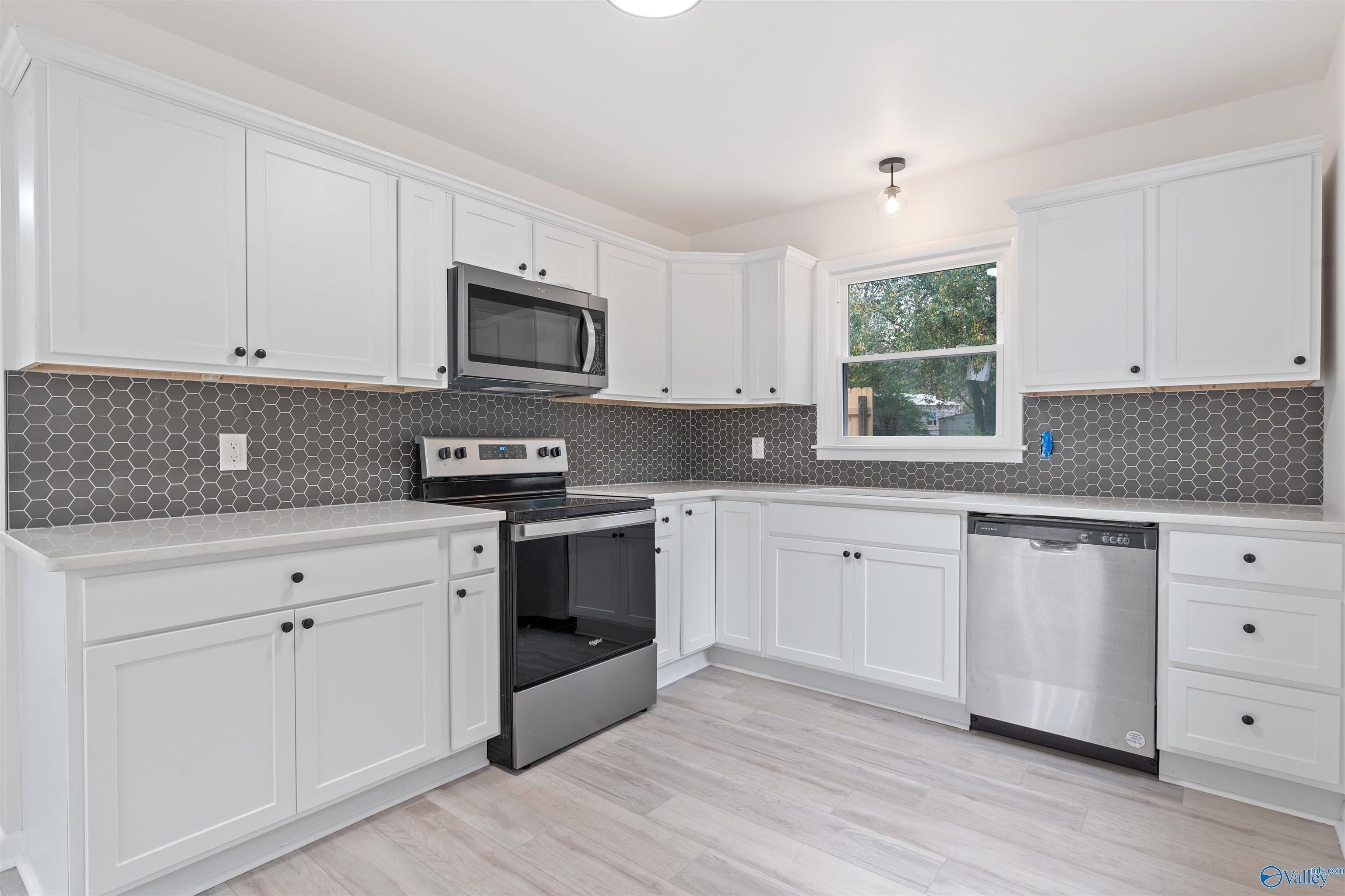 Jamestown Dr Nw, Huntsville, AL 35810