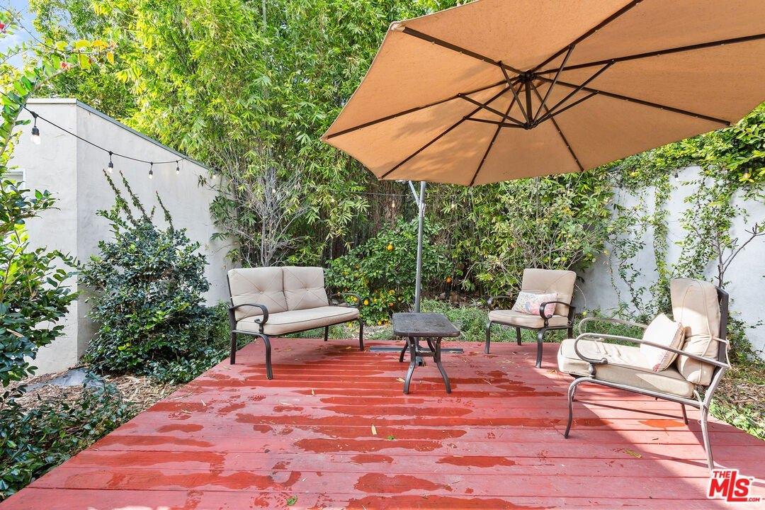 S Cloverdale Ave, Los Angeles, CA 90016