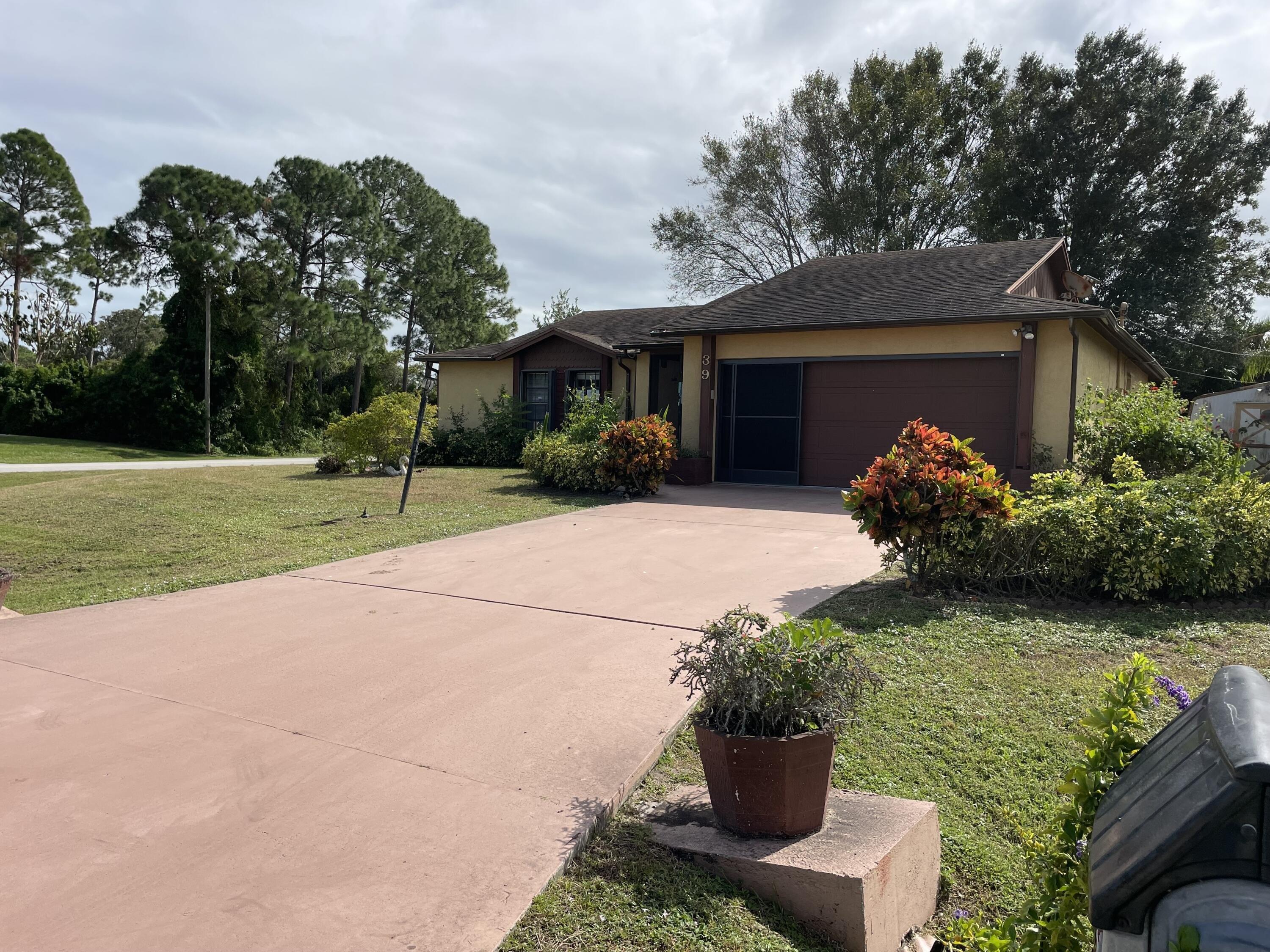 Se Husted Ter, Port Saint Lucie, FL 34983