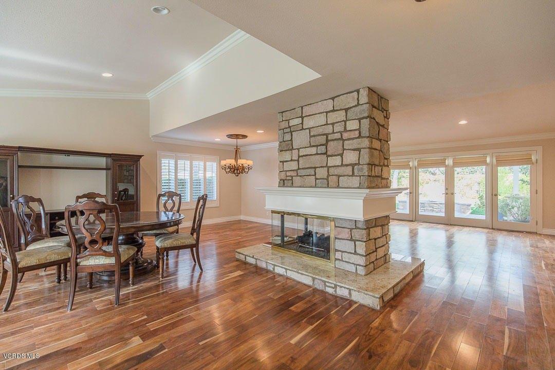 Shadow Spring Pl, Westlake Village, CA 91361