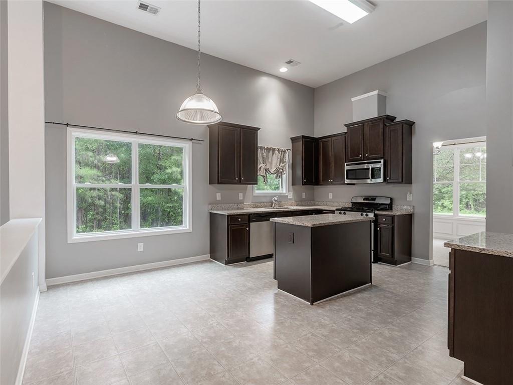 Creekhead Dr, Villa Rica, GA 30180