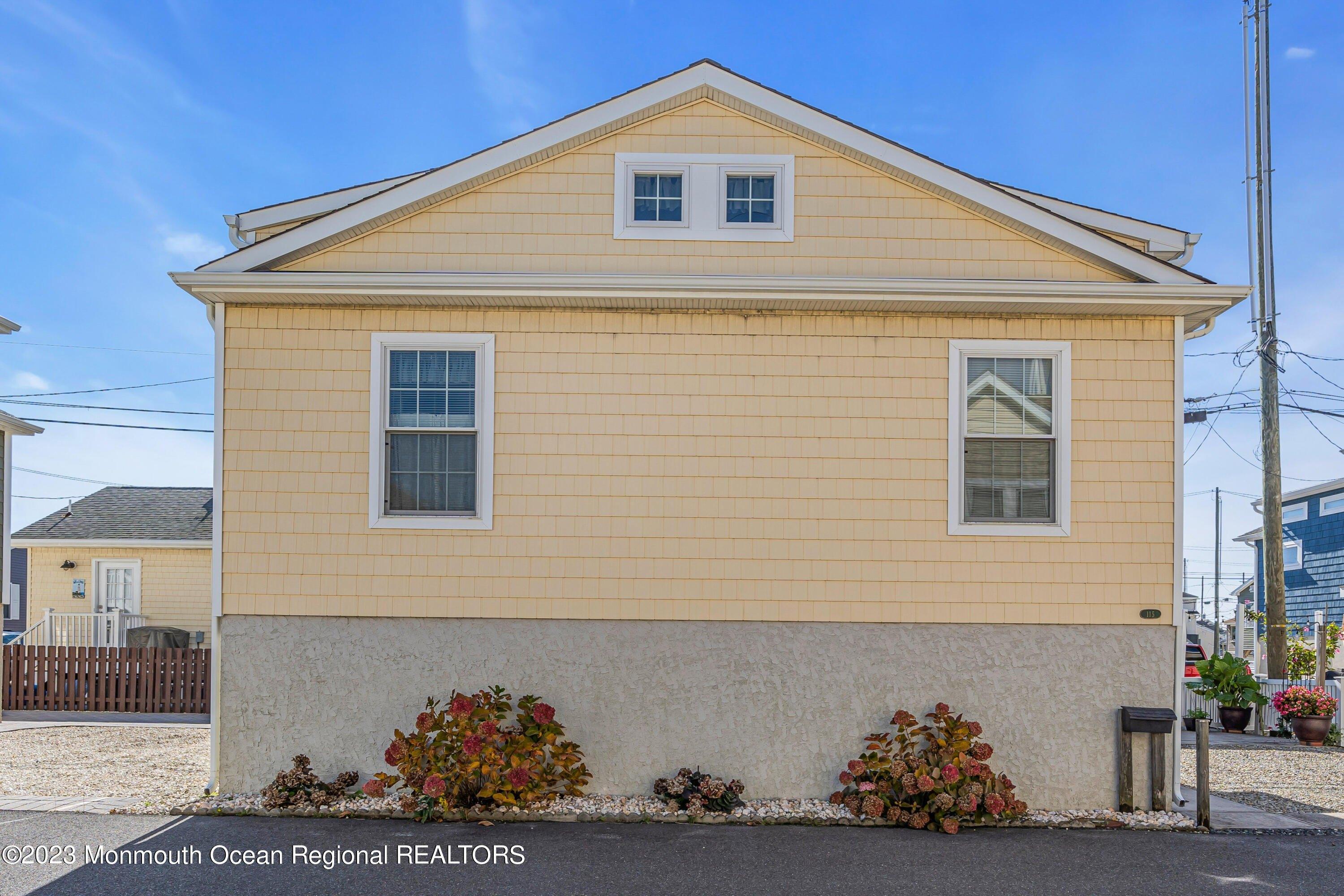 W Tide Way, Lavallette, NJ 08735