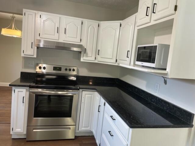 Freeman Dr, Lexington, KY 40505