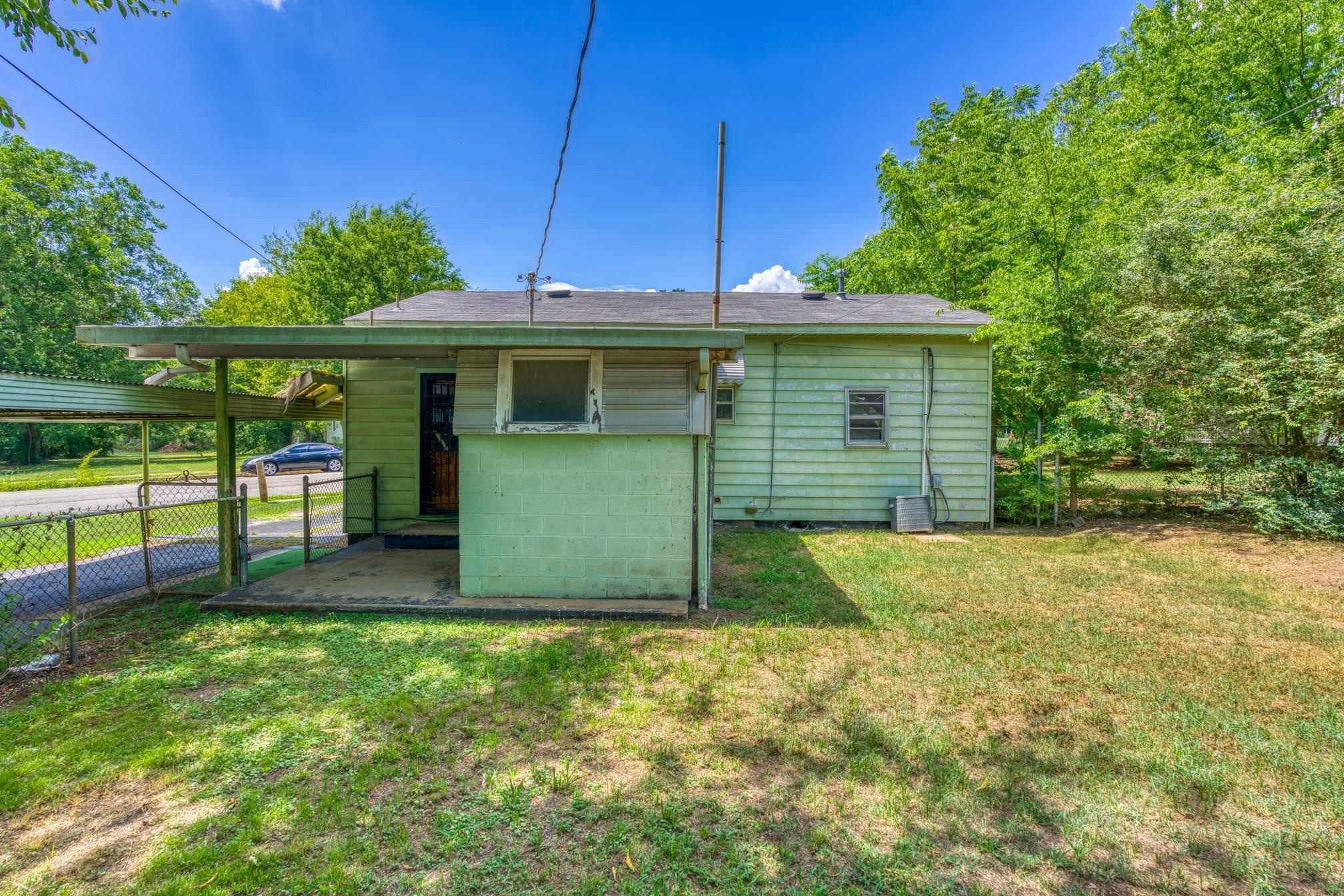Dover Ave, Sheffield, AL 35660