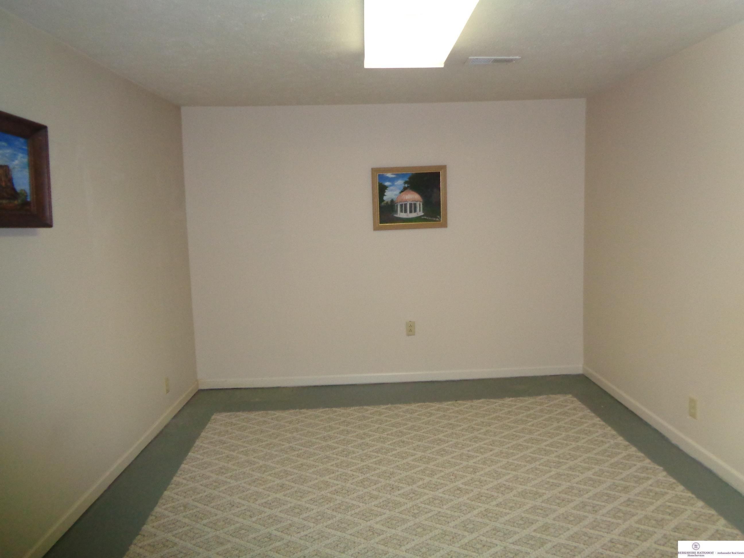 Sunrise Ct, Plattsmouth, NE 68048