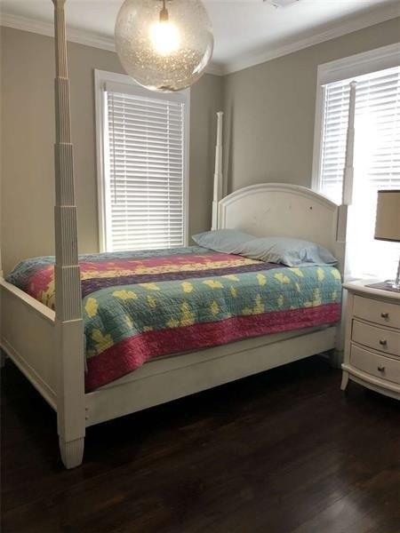 Logan St, Sewickley, PA 15143