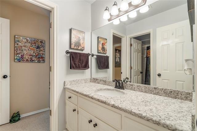 E 102nd St, Tulsa, OK 74137