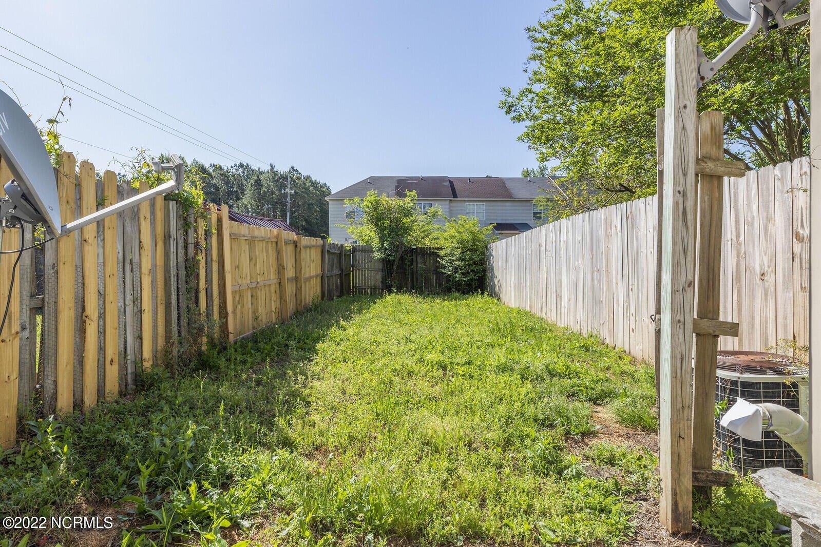W Pueblo Dr, Jacksonville, NC 28546