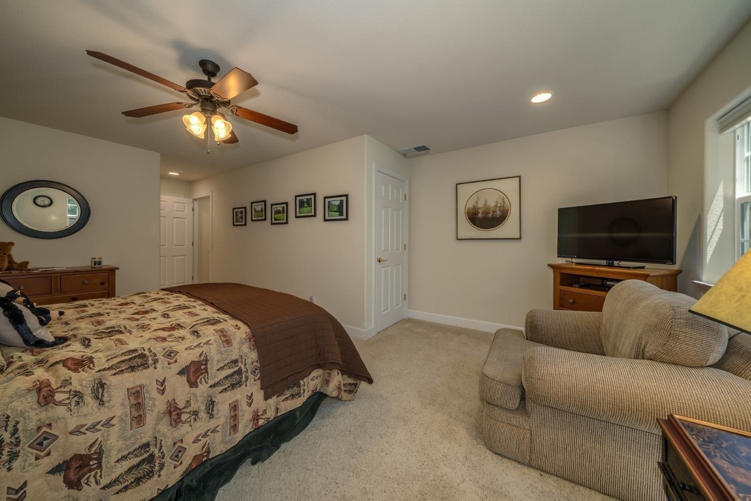 Fairway Village Dr, Murphys, CA 95247