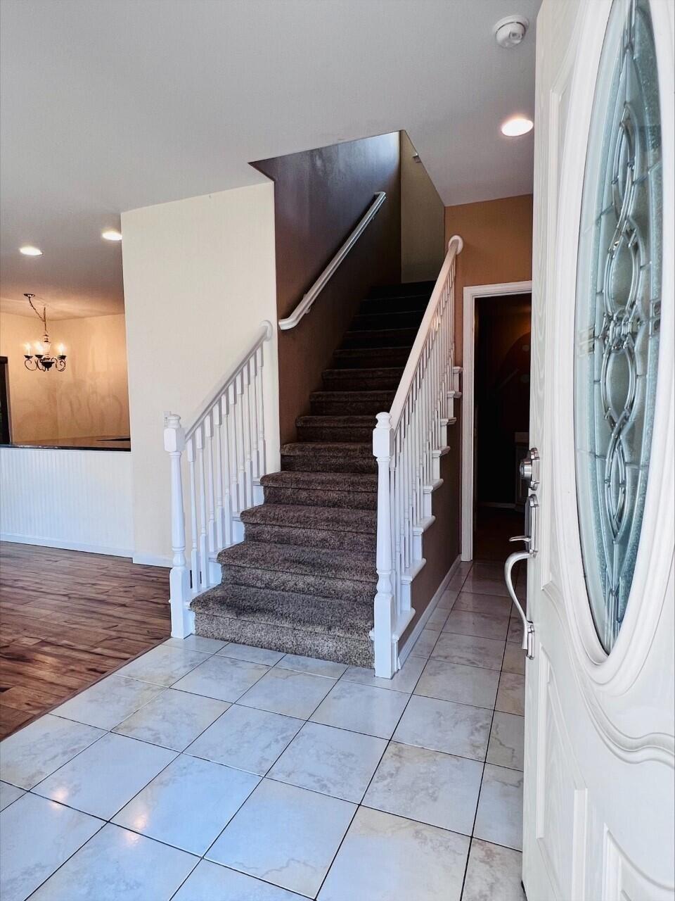 S Village Dr, Medford, OR 97504
