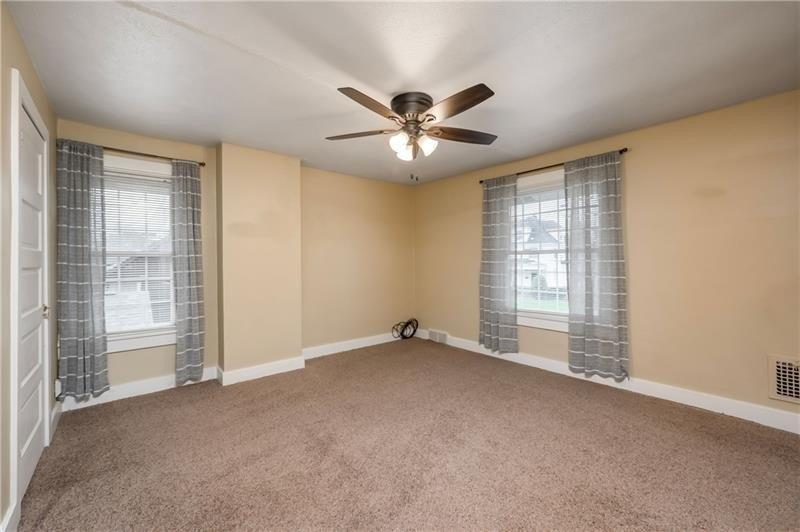 Lane Ave, Natrona Heights, PA 15065