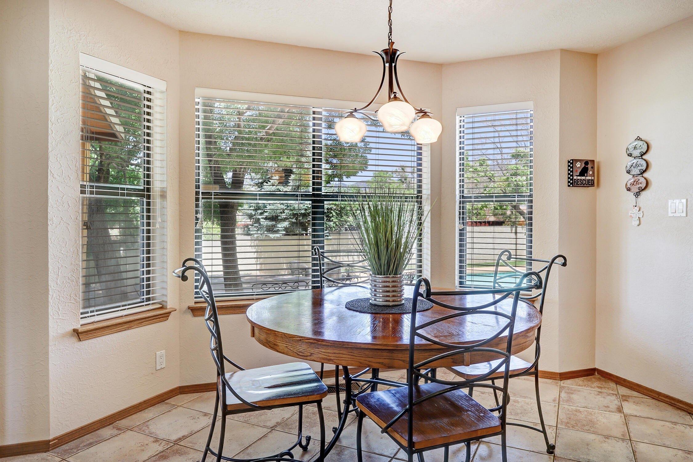 Ranch Ct Se, Albuquerque, NM 87123