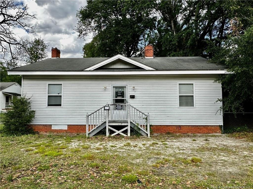 Branson St, Fayetteville, NC 28305