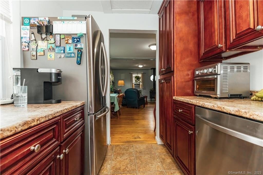 Schwanda Rd, Stafford Springs, CT 06076