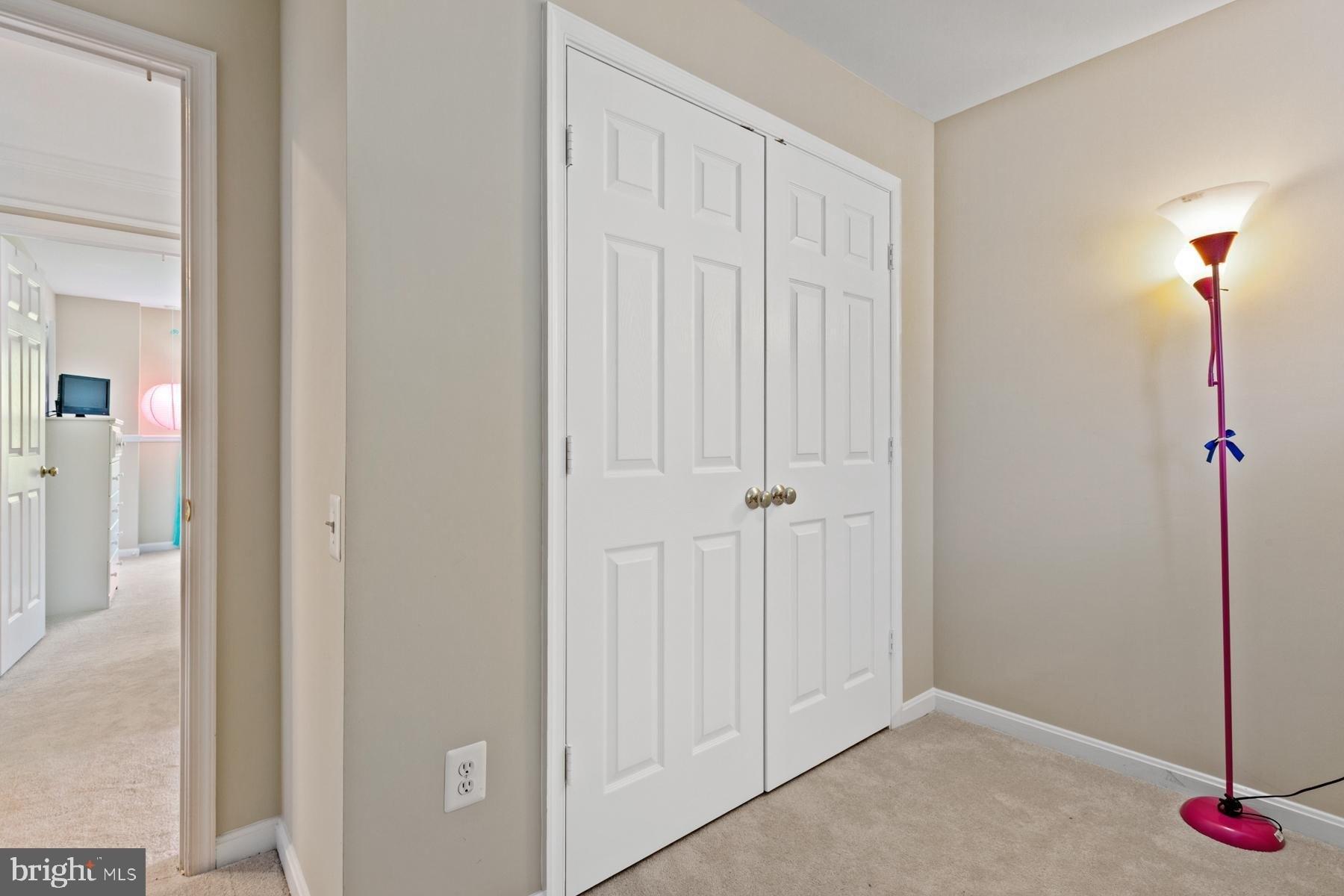 Heritage Farm Dr, Montgomery Village, MD 20886