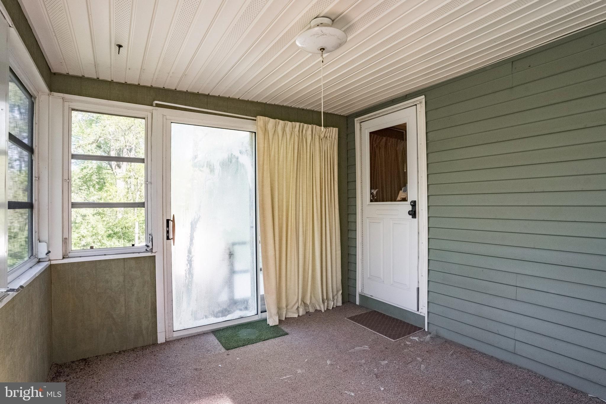 Forest Rd, Denver, PA 17517