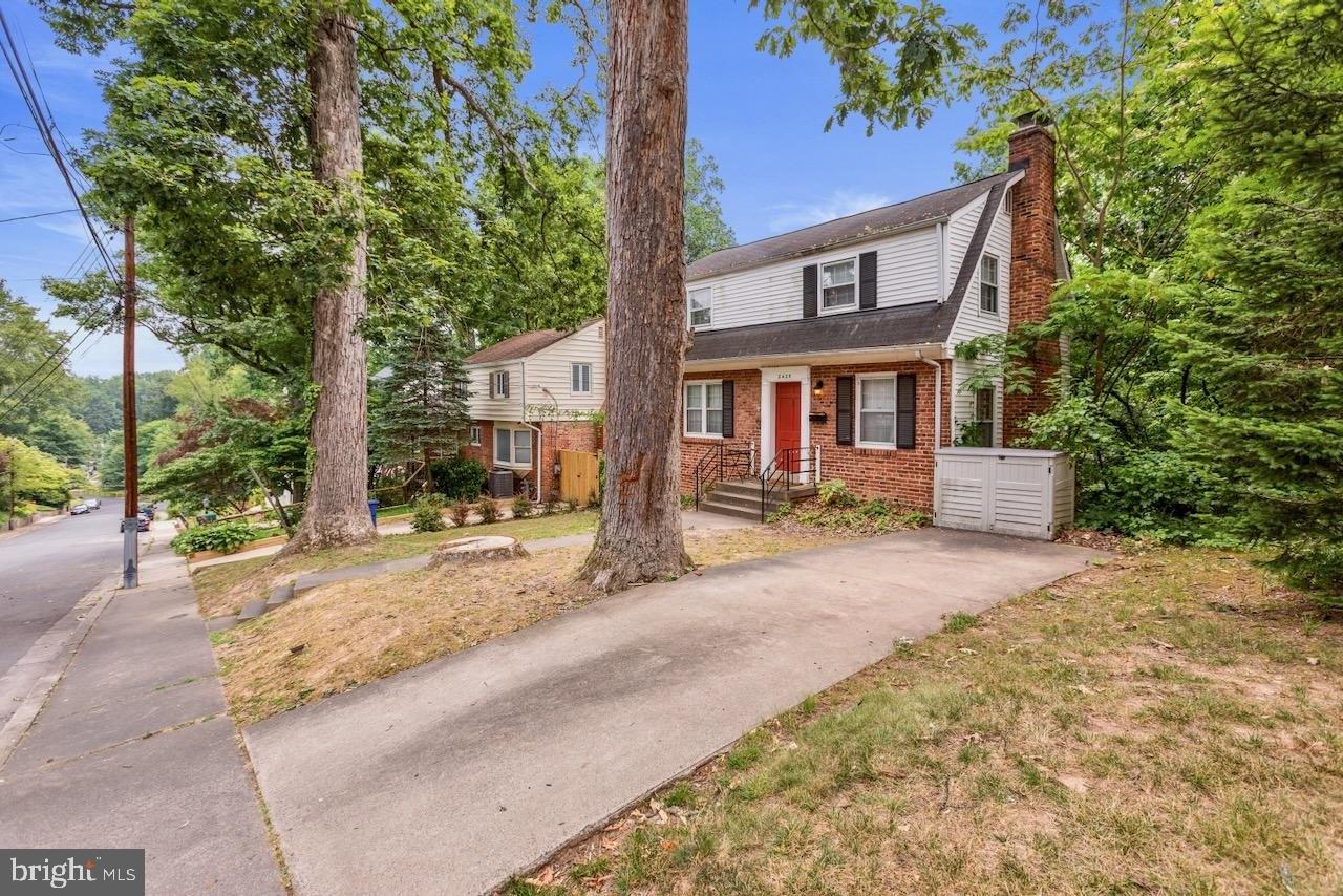 N Utah St, Arlington, VA 22207