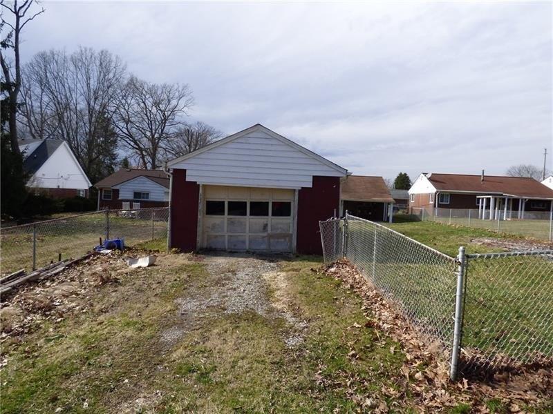 Marion St, Aliquippa, PA 15001