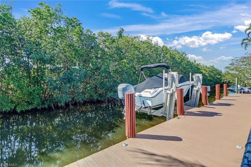 Lakeview Dr, Naples, FL 34112