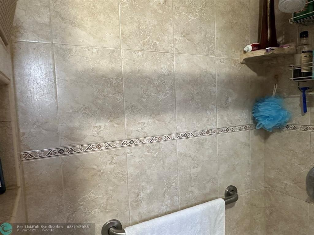 Nw 39th St, Sunrise, FL 33323