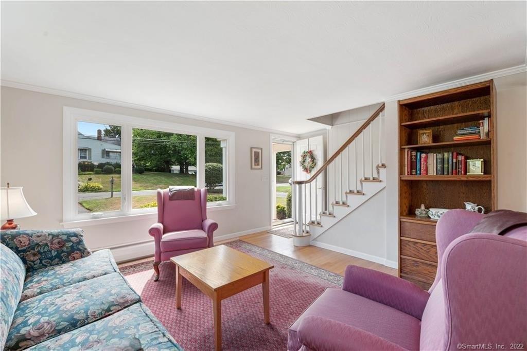 Orchard Ave, Newington, CT 06111