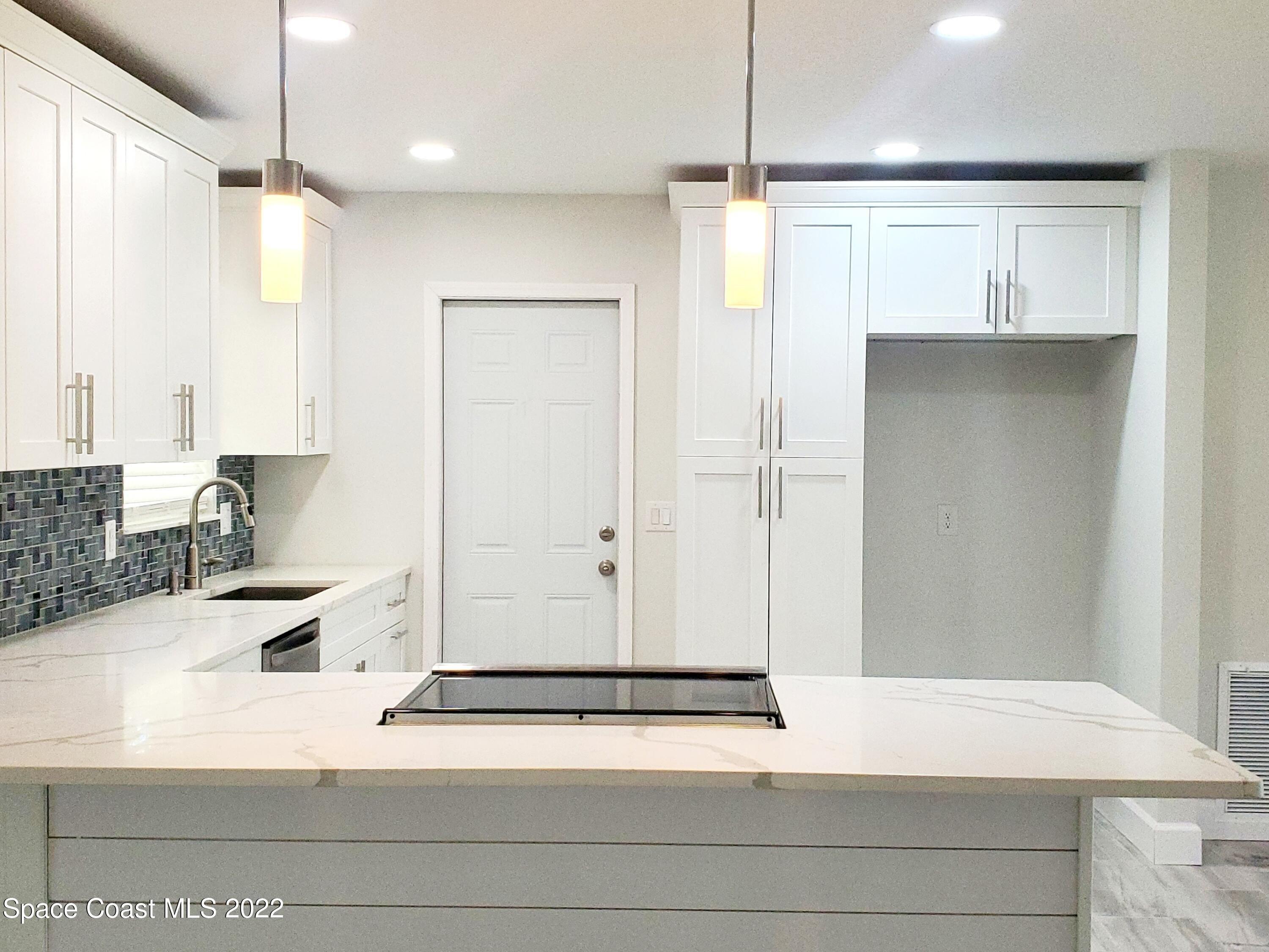 Cadillac Cir S, Melbourne, FL 32935