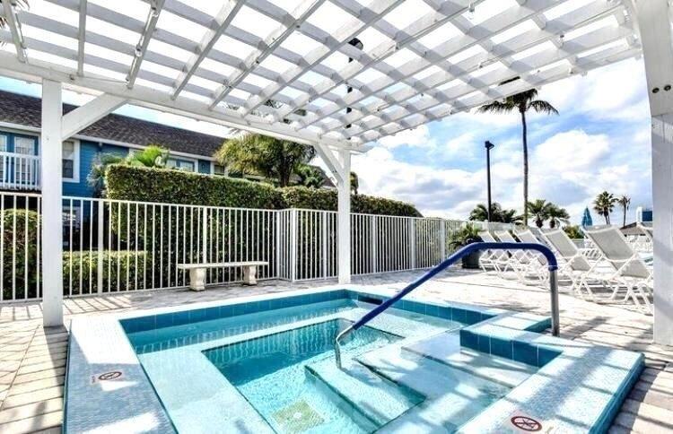Ocean Dunes Cir, Jupiter, FL 33477