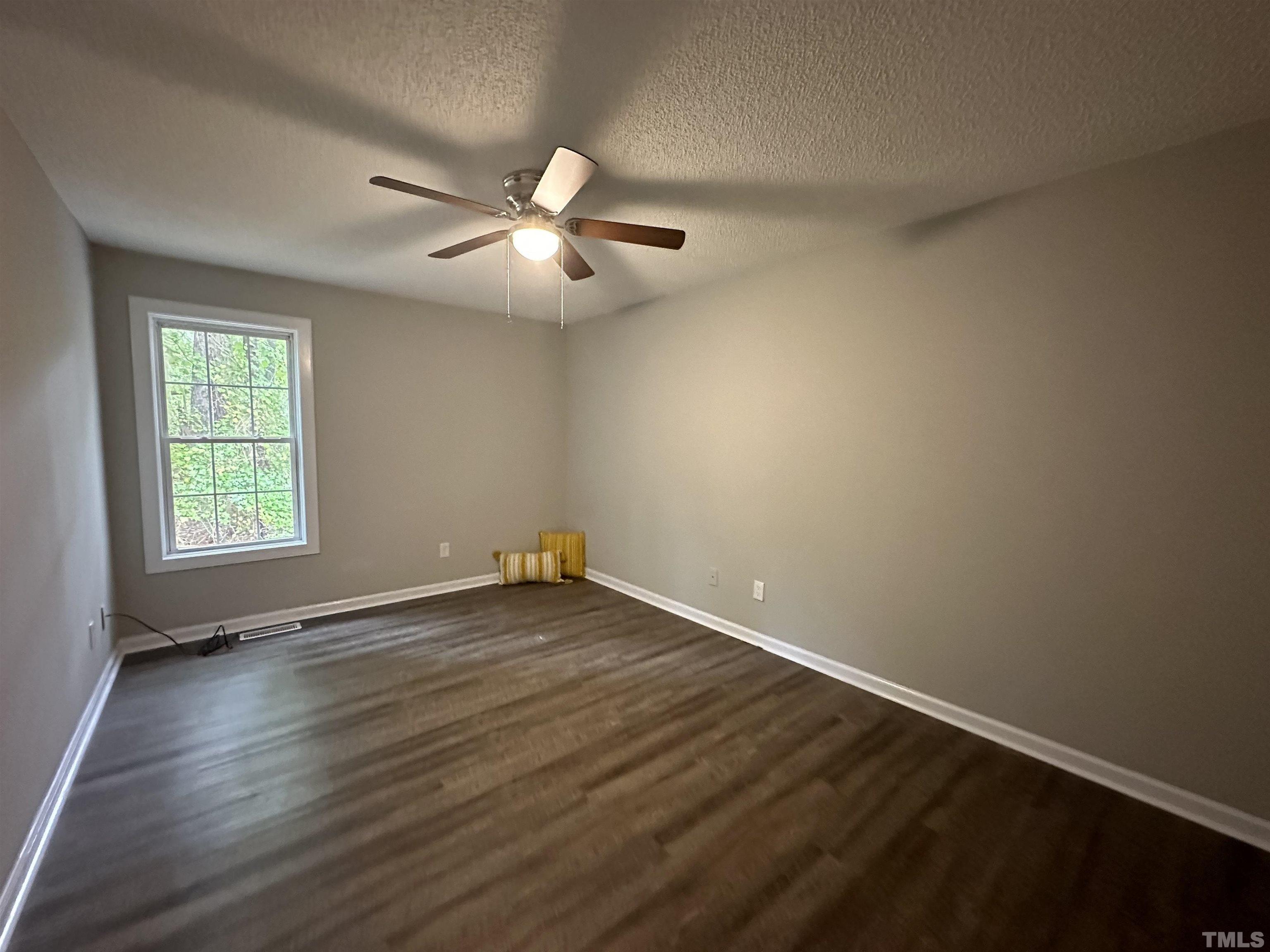 Saint James Ct, Clayton, NC 27520
