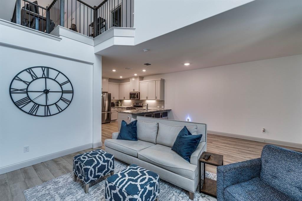 Cypress Thorn Dr, Arlington, TX 76005