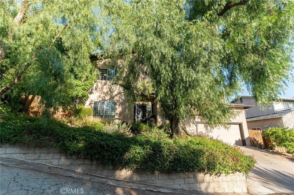 Grundy Ln, Chatsworth, CA 91311