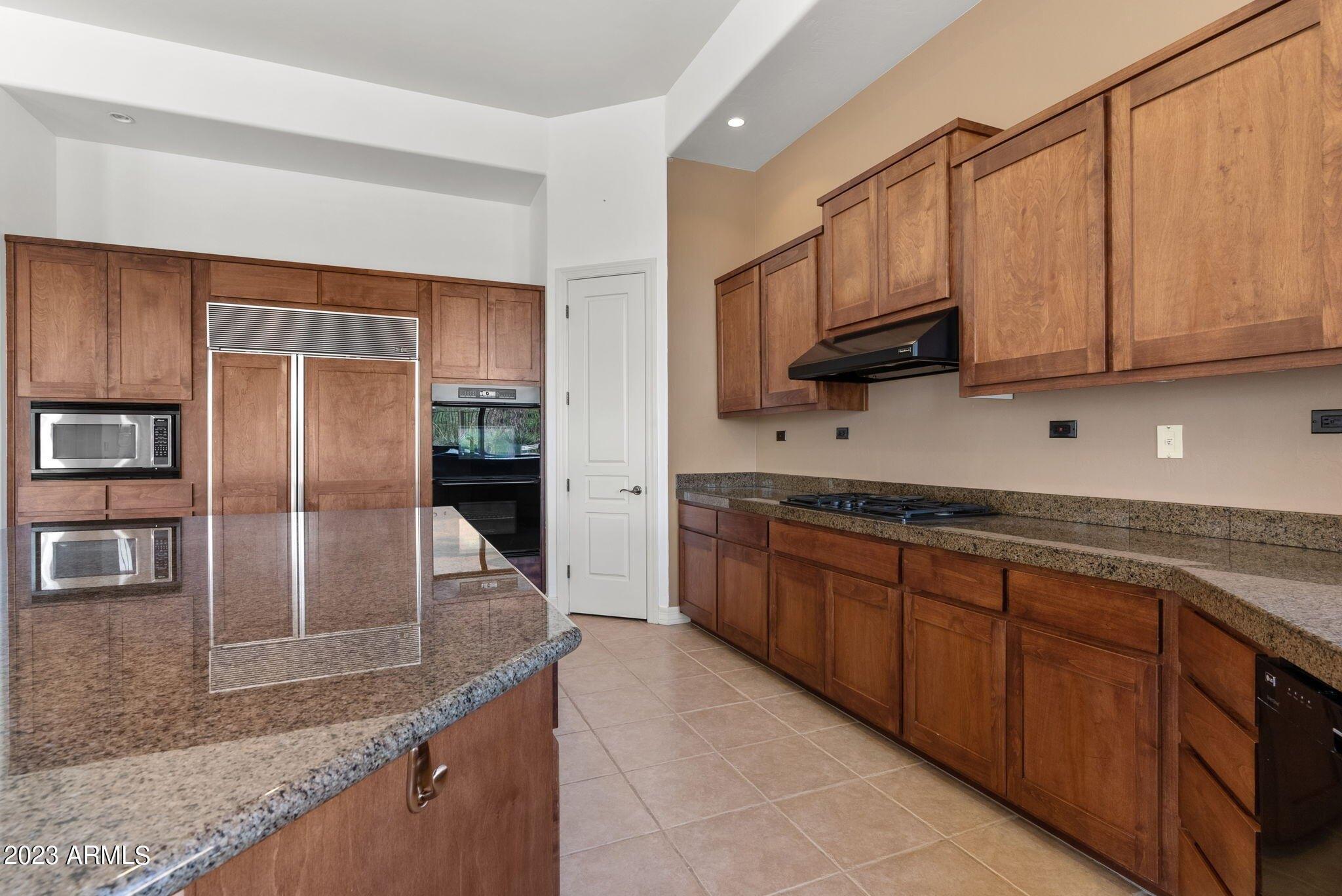 N 54th St, Phoenix, AZ 85054