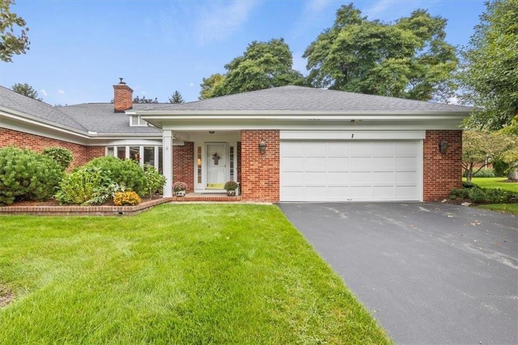 Powdermill Dr, Pittsford, NY 14534
