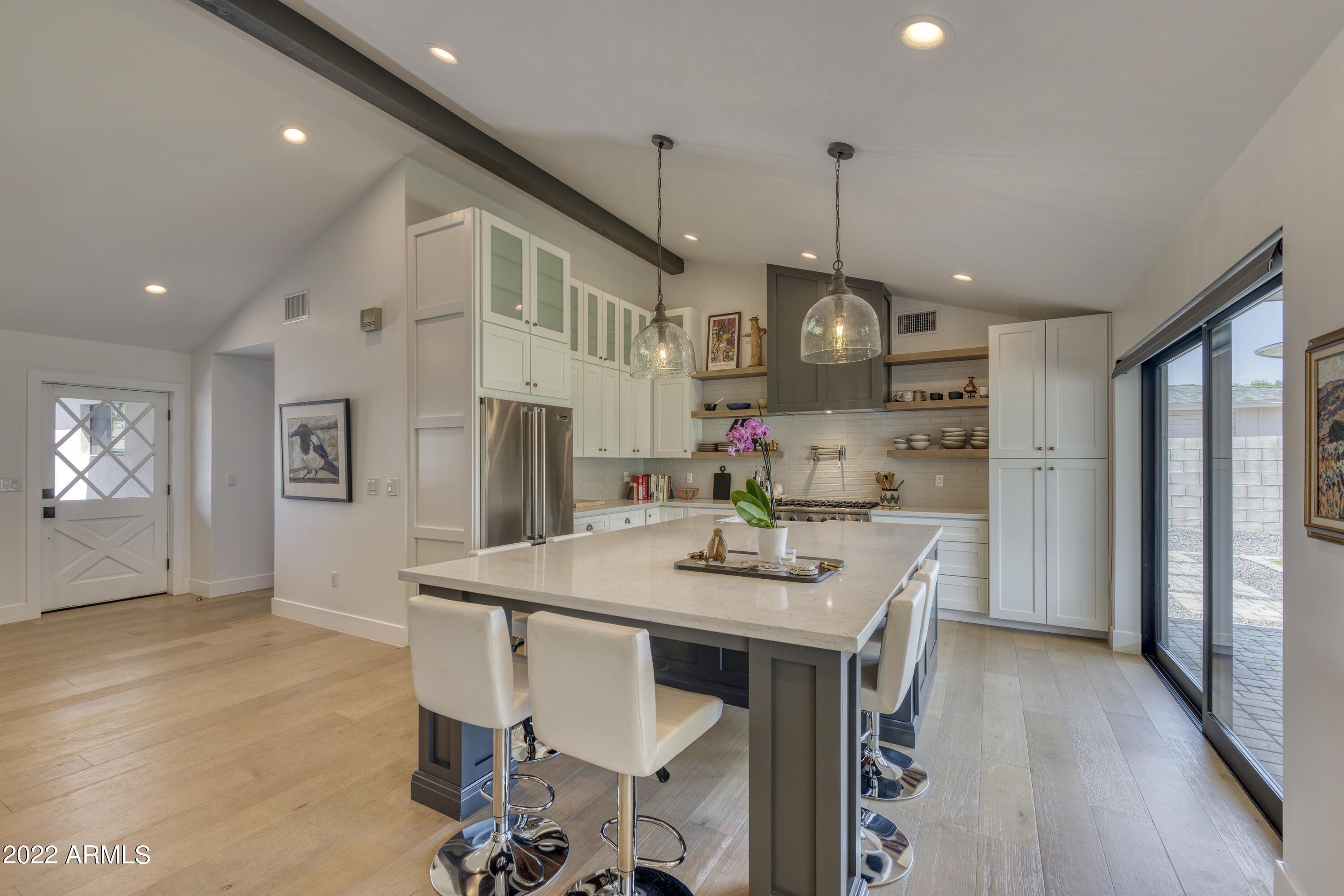 N 45th St, Phoenix, AZ 85018