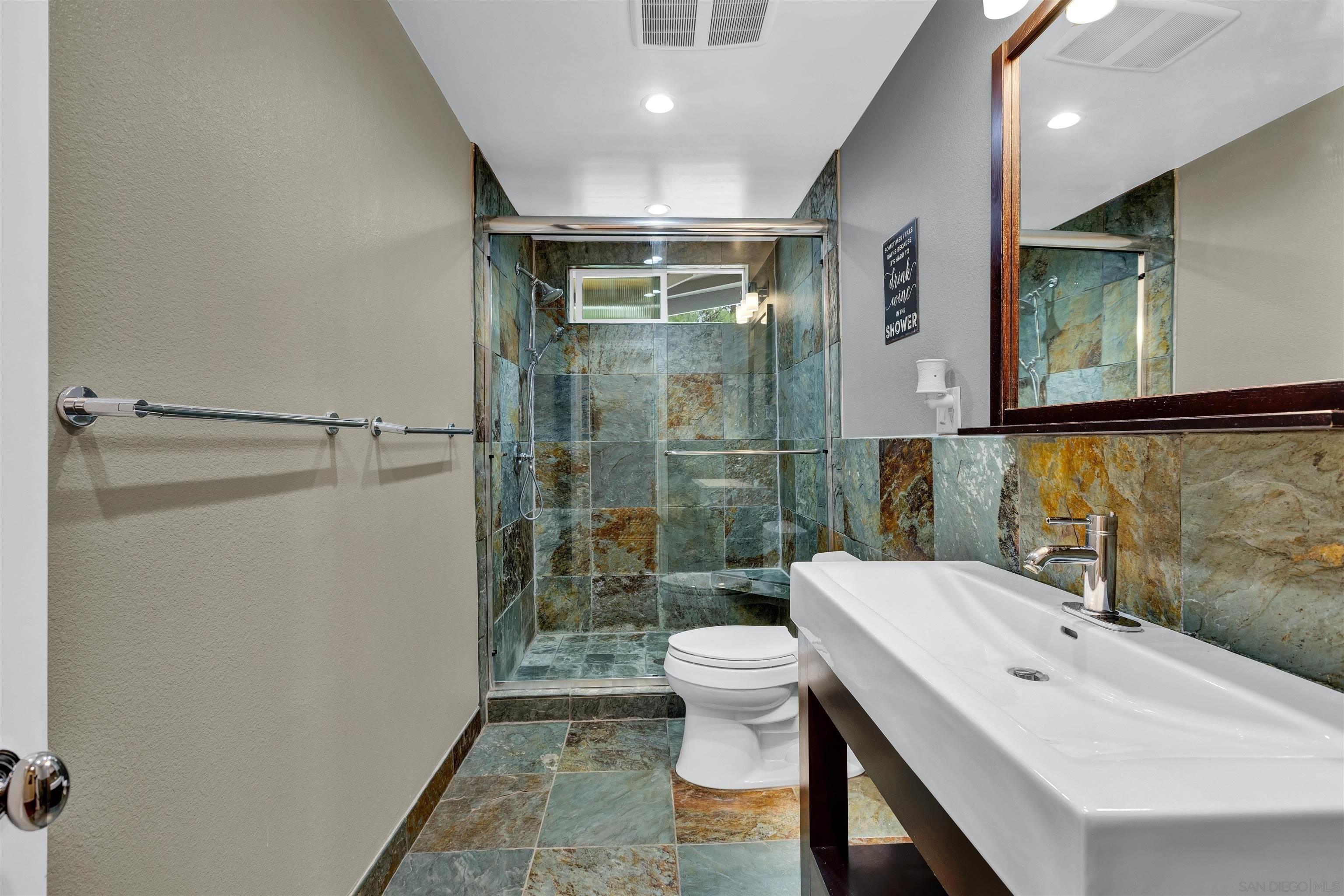 N Victoria Dr, Alpine, CA 91901