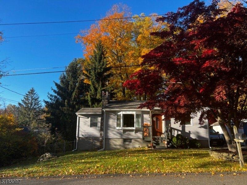 Canadawa Rd, Highland Lakes, NJ 07422