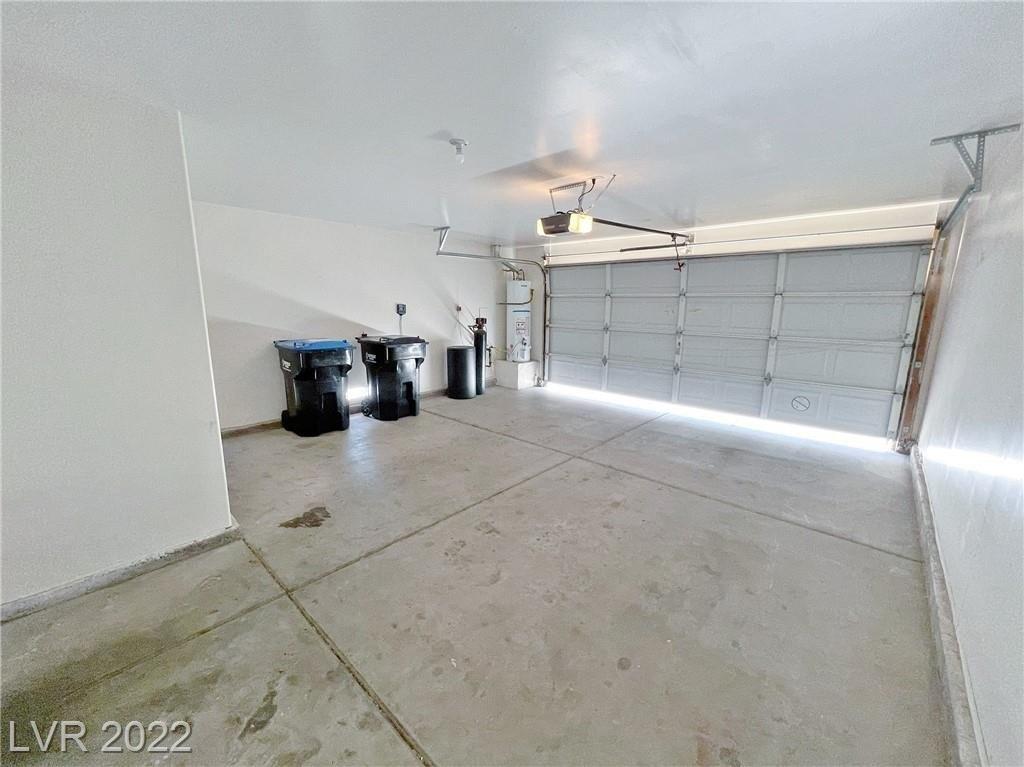 Eagle Owl Ave, Henderson, NV 89015