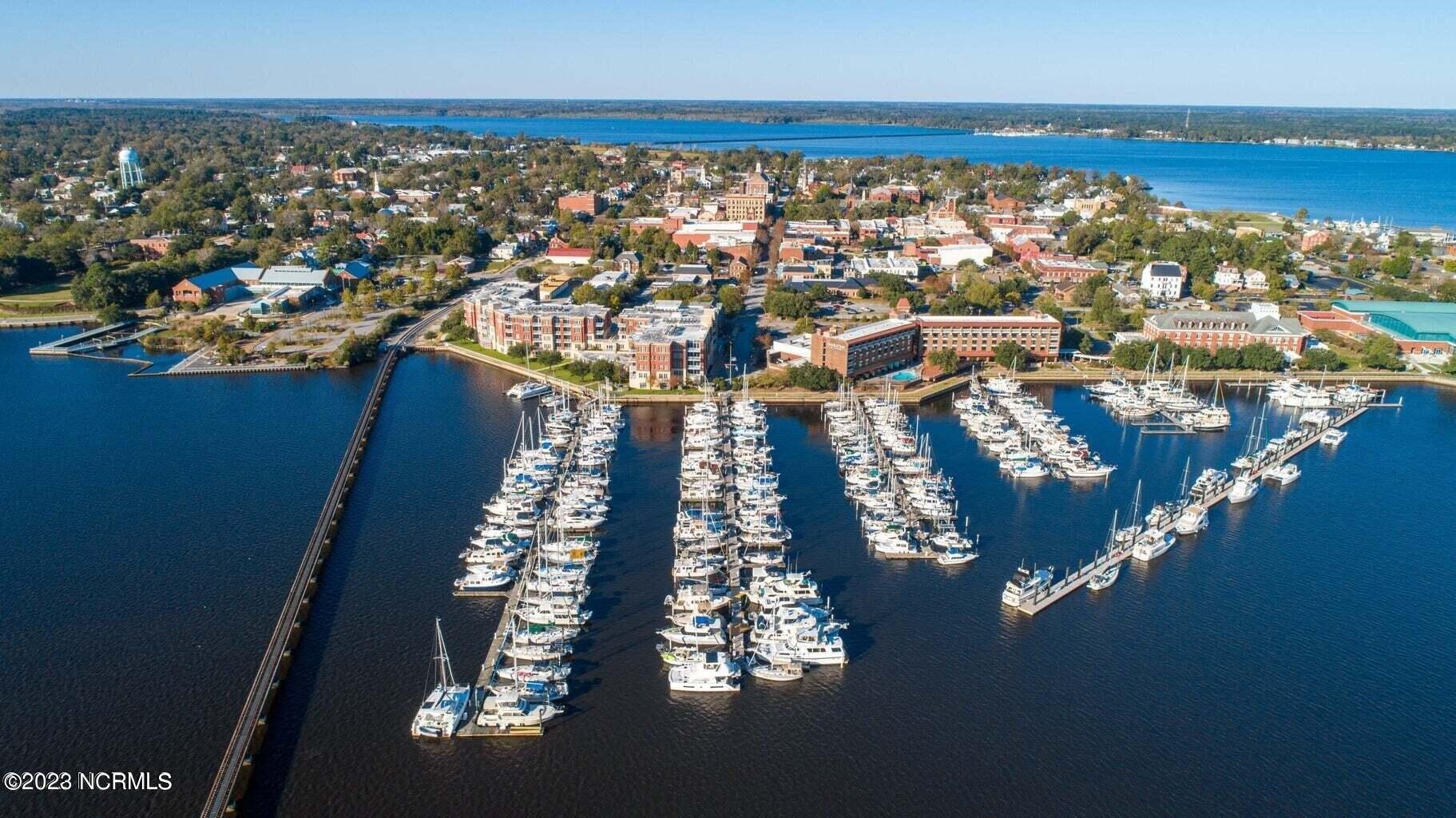 Sky Sail Blvd, New Bern, NC 28560