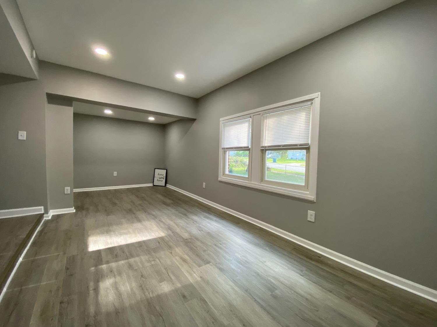 W 19th Ave, Gary, IN 46404