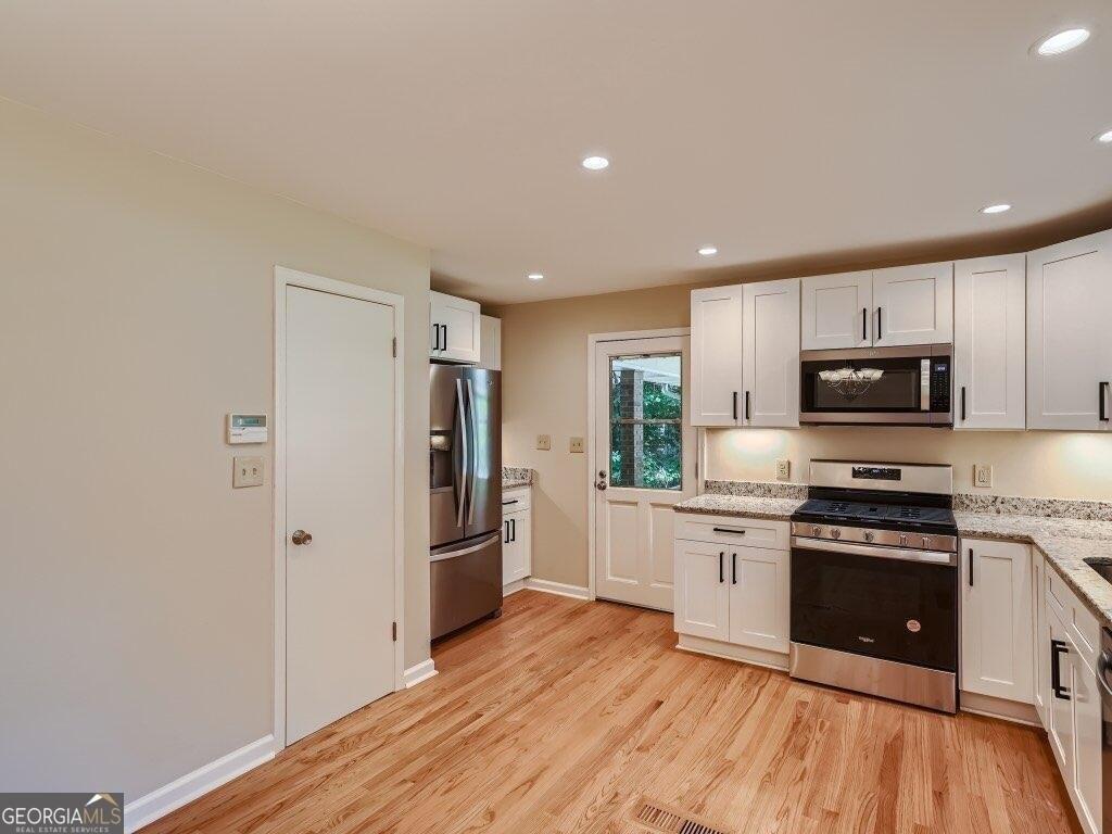 Saint Bernard Dr Sw, Lilburn, GA 30047