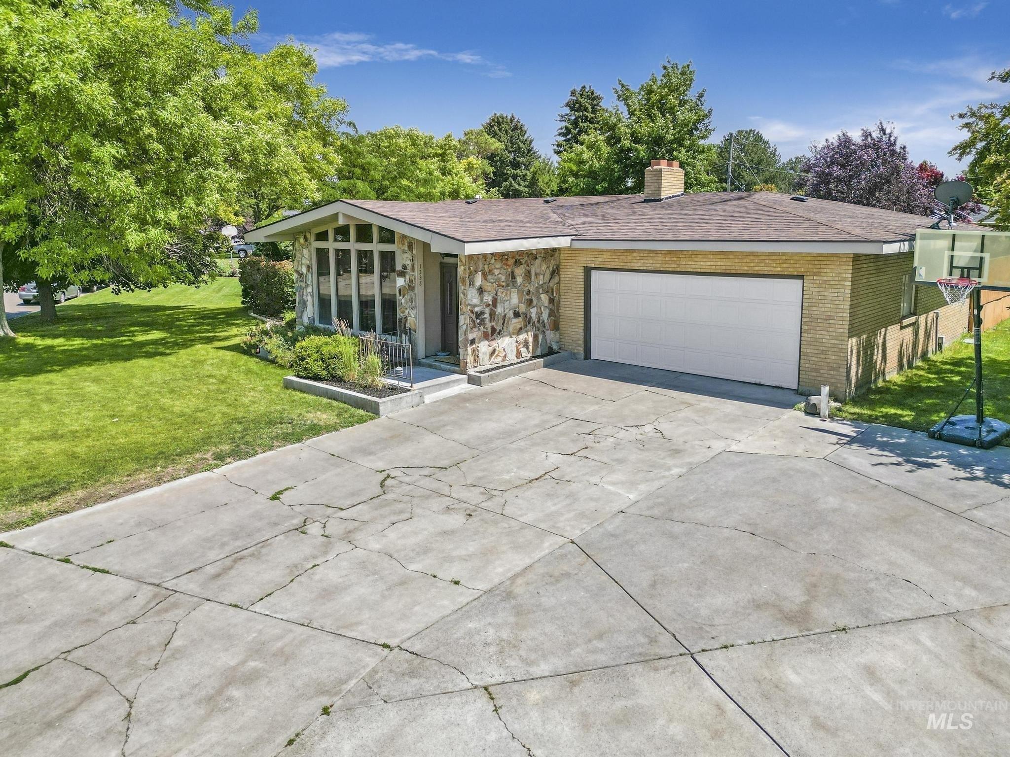Evergreen Dr, Twin Falls, ID 83301