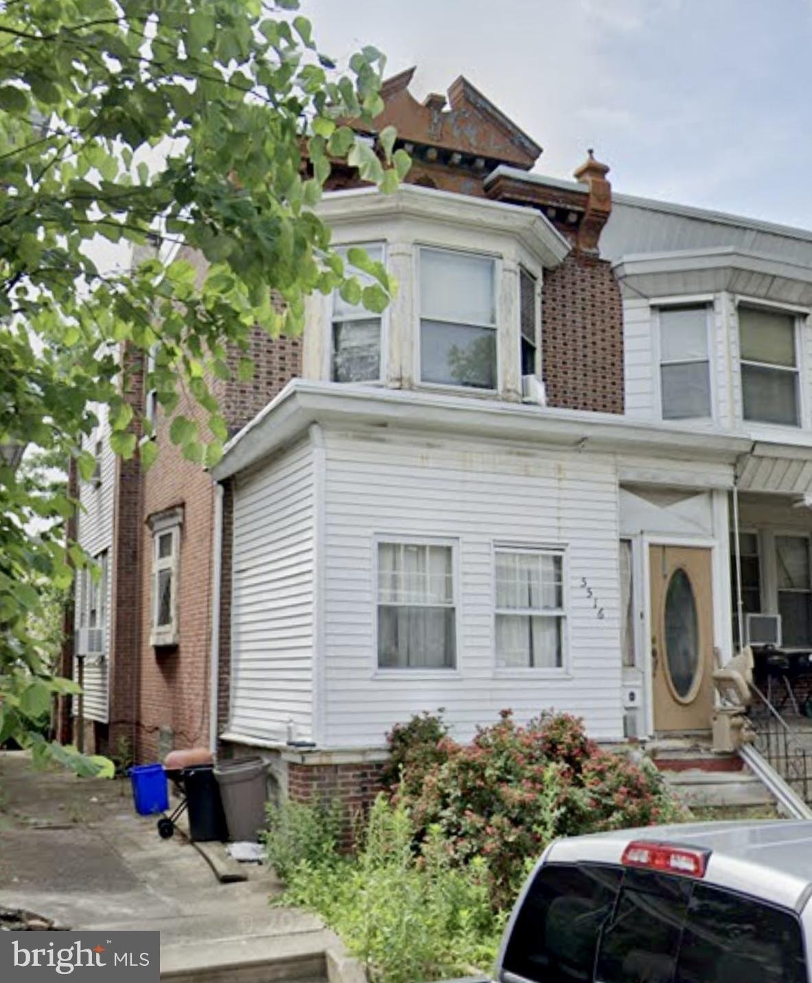 N Marshall St, Philadelphia, PA 19120