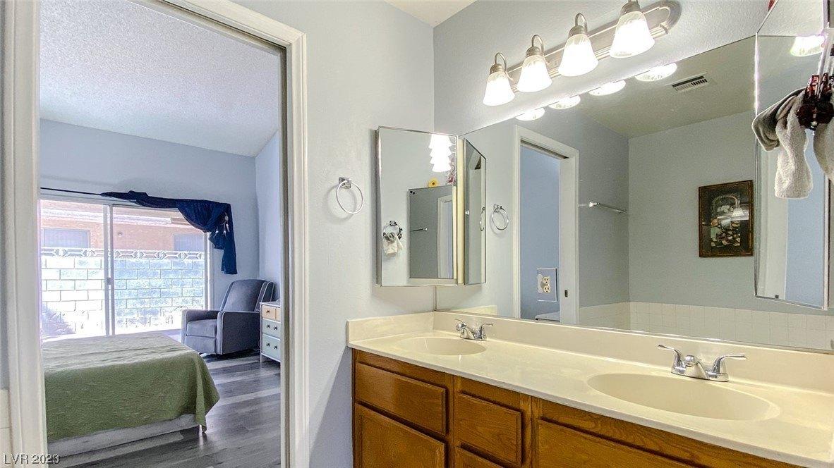 Silver Spoon Dr, Las Vegas, NV 89108