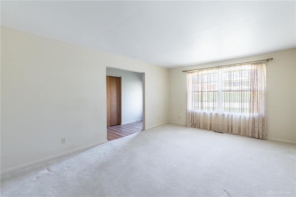 Clematis Dr, Dayton, OH 45449