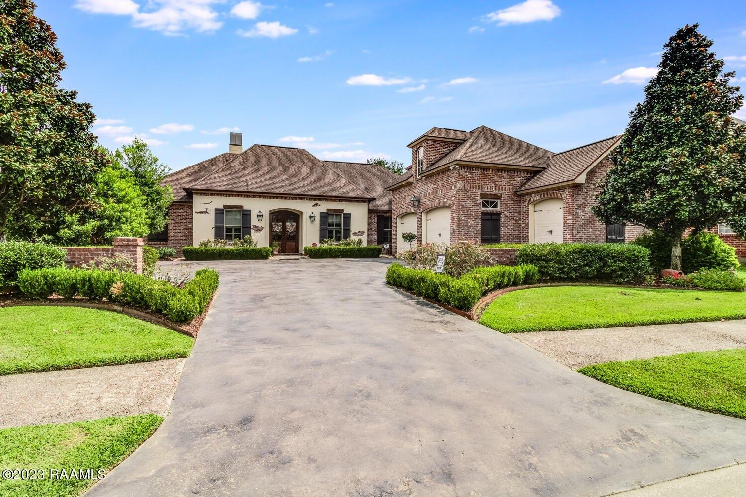 Shinnecock Hills Dr, Broussard, LA 70518