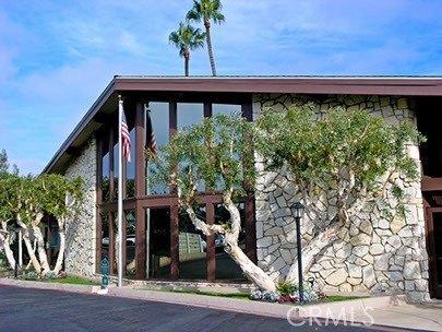 Mayflower Dr, Newport Beach, CA 92660