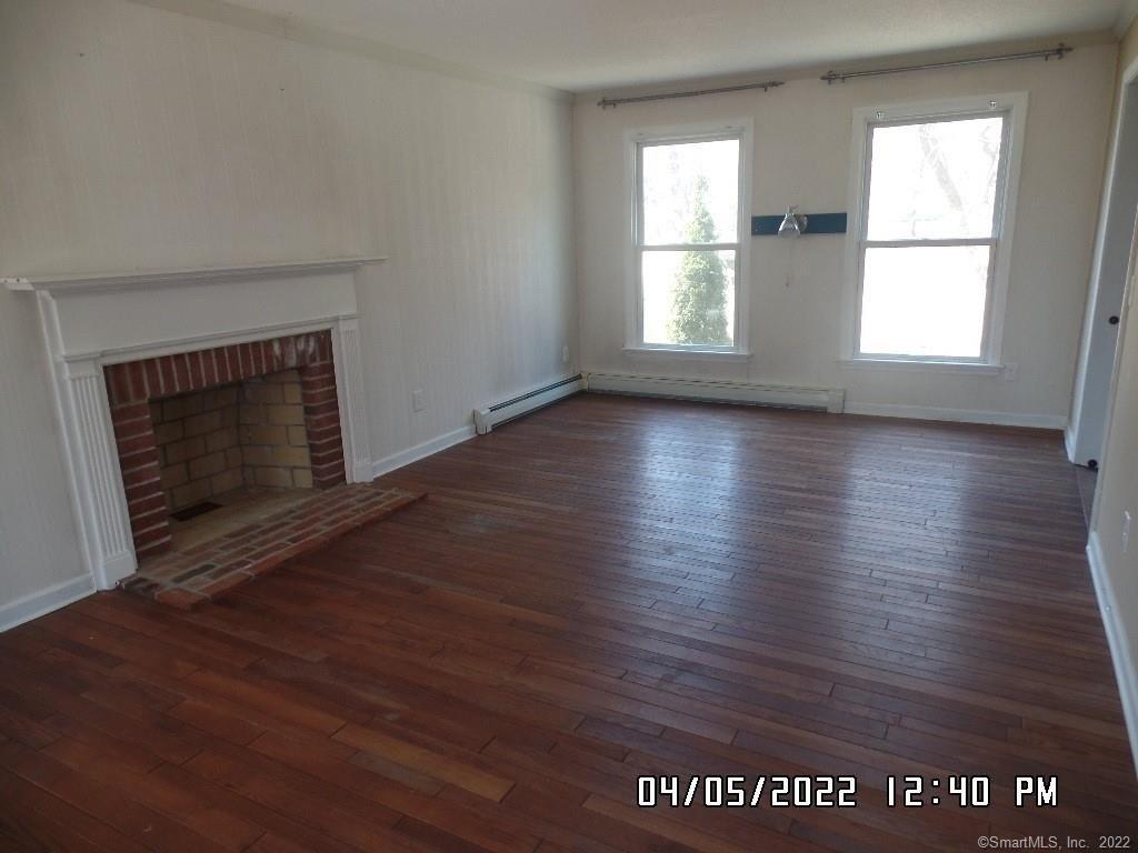 Wedgewood Dr, Torrington, CT 06790