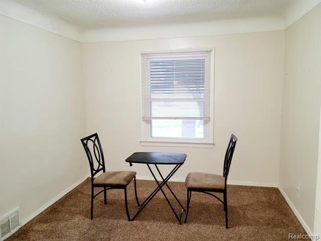 Bringard Dr, Detroit, MI 48205